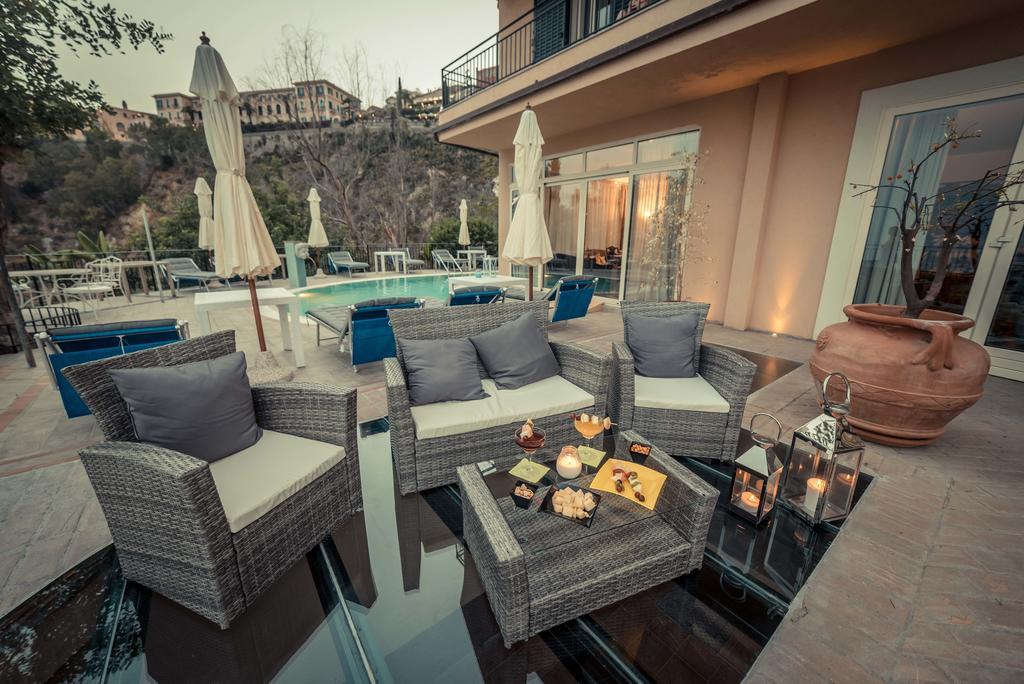 Meridiana Hotel Taormina Kültér fotó